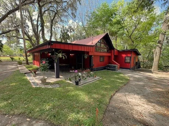 $300,000 | 1302 Southeast Wacahoota Road, Micanopy, FL 32667