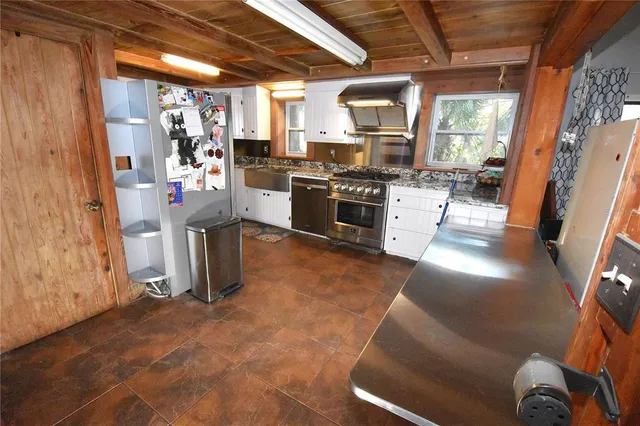 a view of a storage & utility room