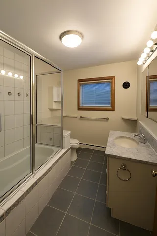 $2,100 | 38 Old Walpole Road, Keene, NH 03431