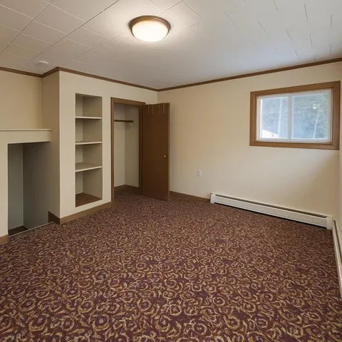 $2,100 | 38 Old Walpole Road, Keene, NH 03431