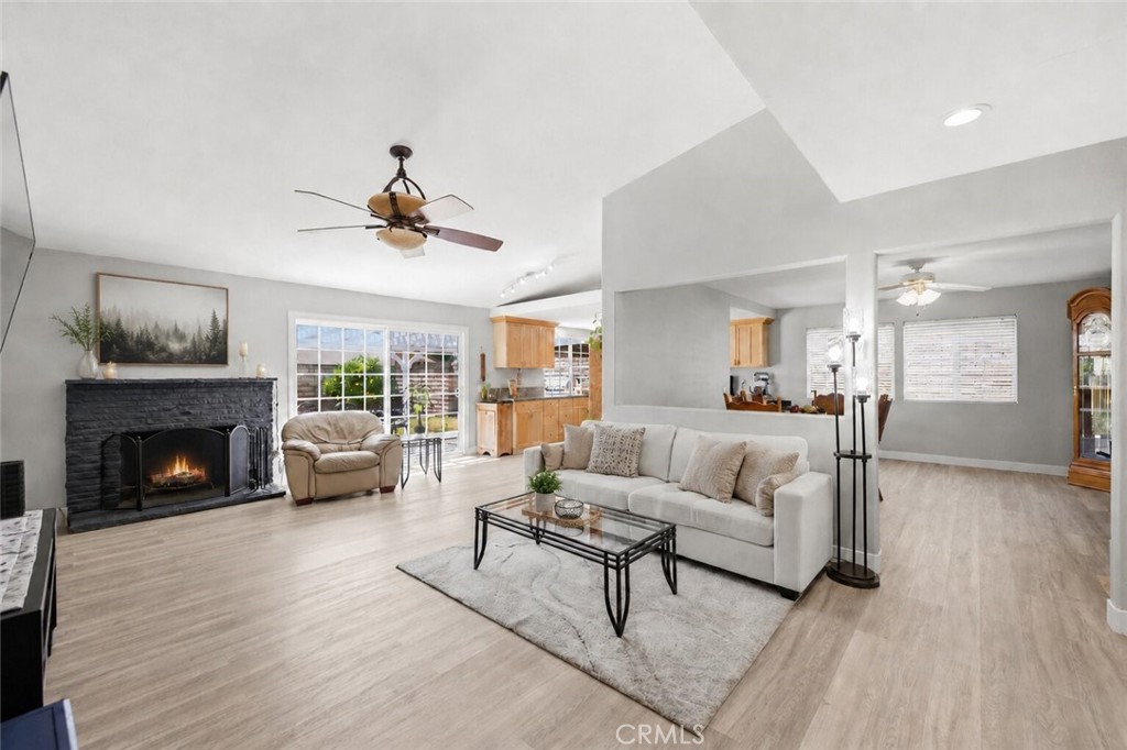 4215 Colibri Court Moorpark, CA 93021 - Photo 13 of 111