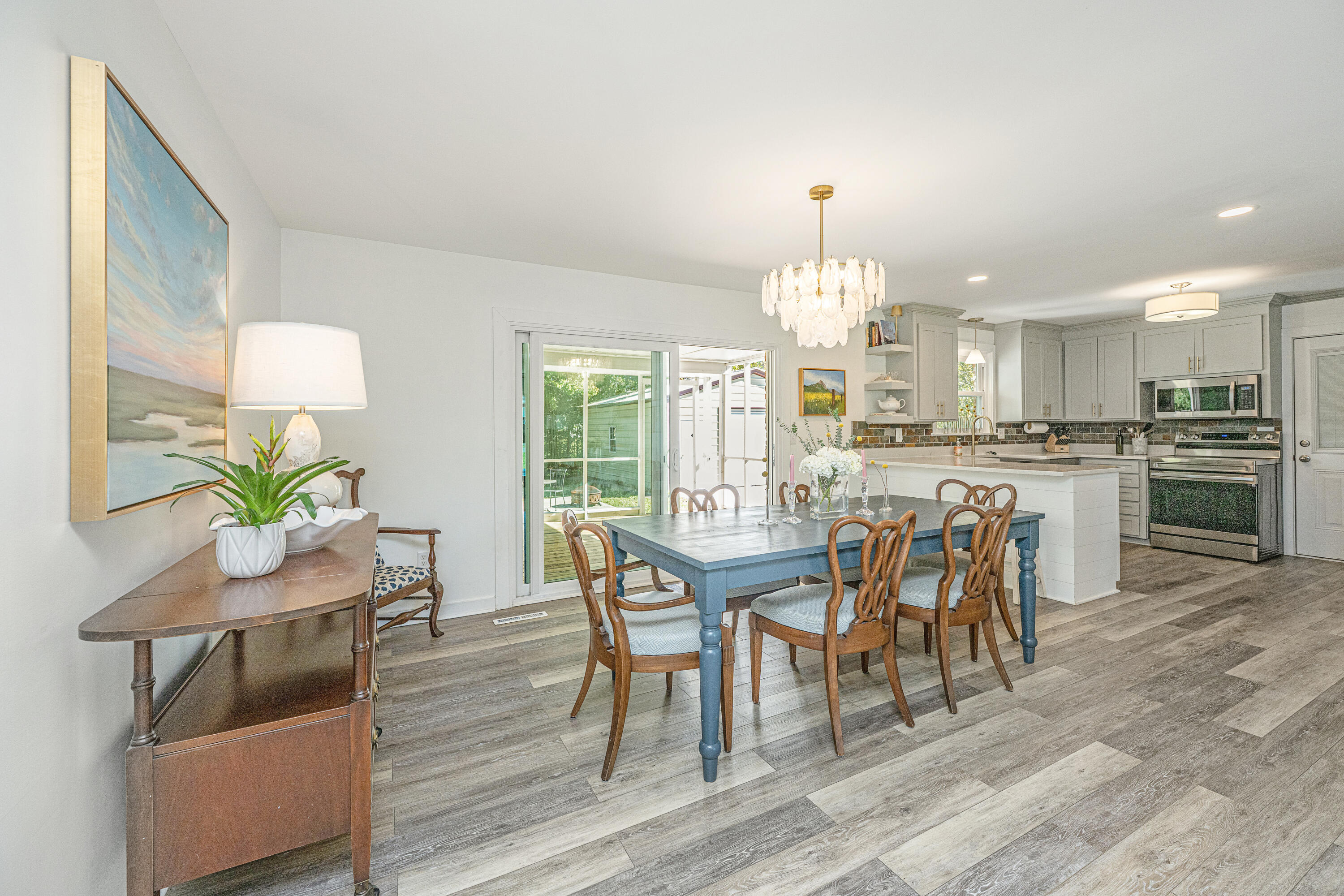 6020 Meadowcliff Avenue Hanahan, SC 29410 - Photo 12 of 52 6020MeadowcliffAve015