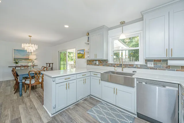 $425,000 | 6020 Meadowcliff Avenue, Hanahan, SC 29410