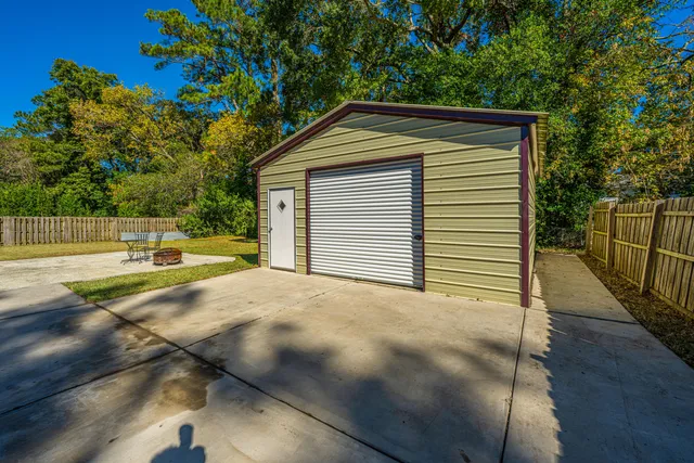 $425,000 | 6020 Meadowcliff Avenue, Hanahan, SC 29410