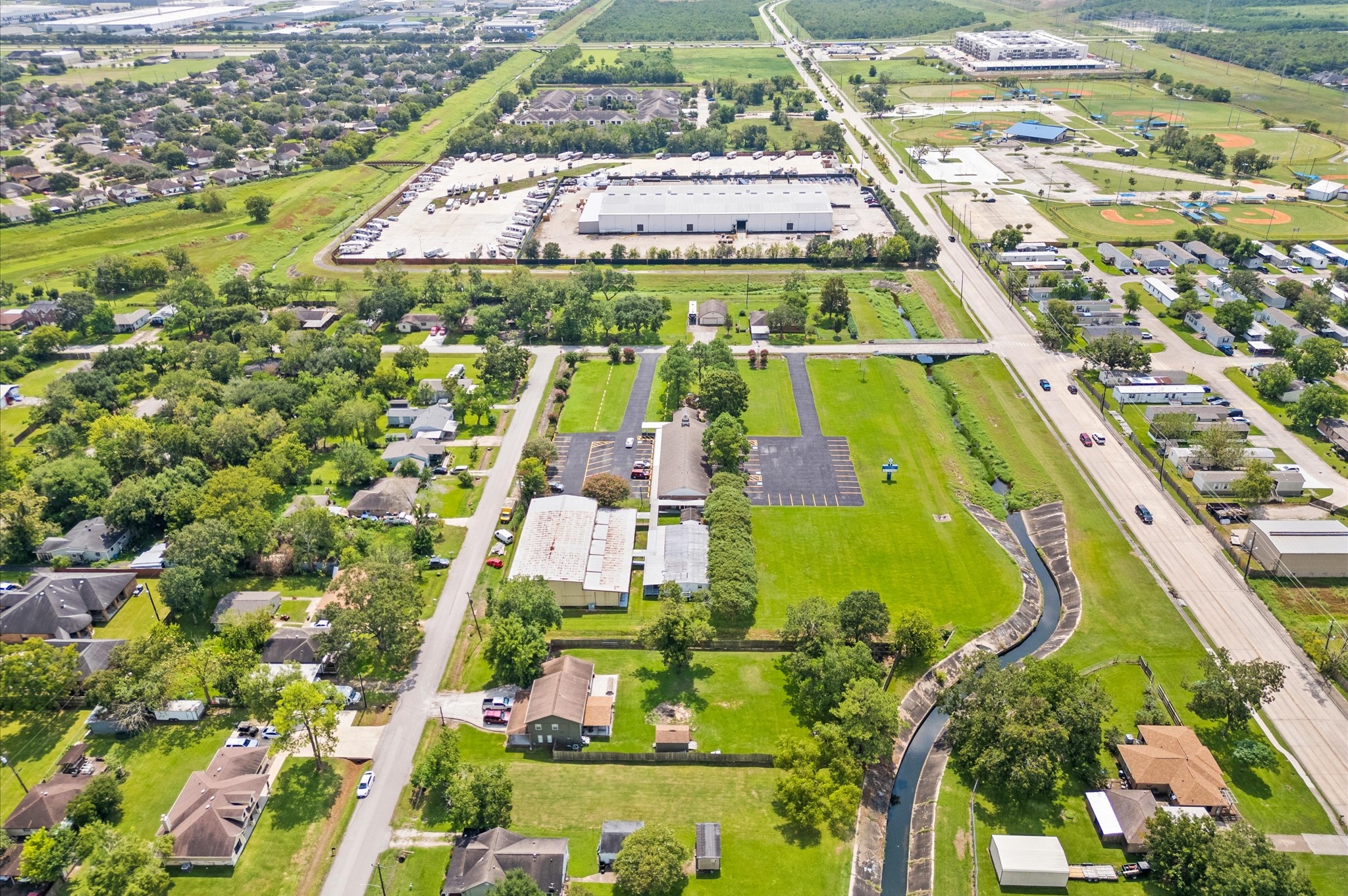 3256 Bernard Street La Porte, TX 77571 - Photo 9 of 17