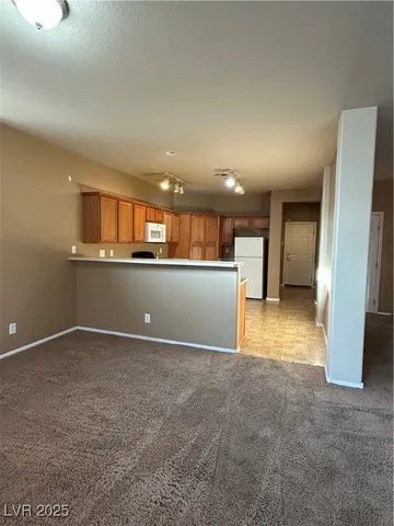 $1,800 | 9333 Golden Grape Court, Las Vegas, NV 89148