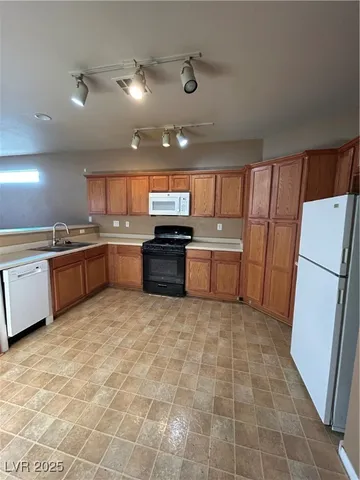 $1,800 | 9333 Golden Grape Court, Las Vegas, NV 89148