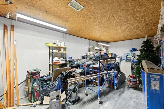 $630,000 | 37690 Highway 169, Osawatomie, KS 66064