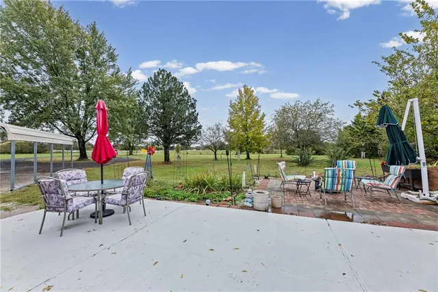 $630,000 | 37690 Highway 169, Osawatomie, KS 66064