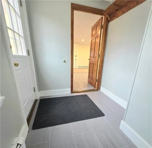 $2,200 | 354 Old Boston Neck Road, Unit 2, Narragansett, RI 02874