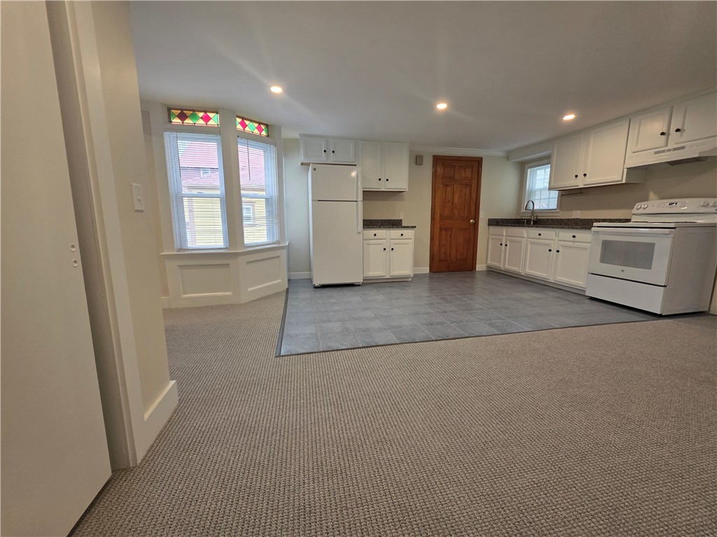 354 Old Boston Neck Road, Unit 2 Narragansett, RI 02874 - Photo 3 of 12