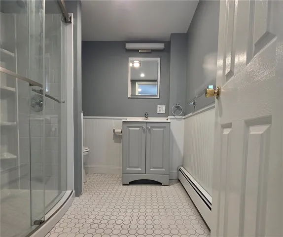 $2,200 | 354 Old Boston Neck Road, Unit 2, Narragansett, RI 02874