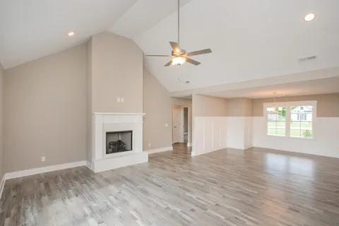 $414,900 | 130 Brooklyn Avenue, Manchester, TN 37355