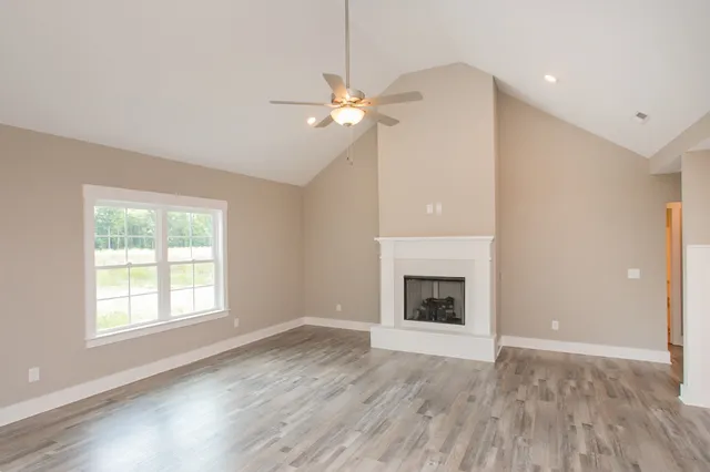 $414,900 | 130 Brooklyn Avenue, Manchester, TN 37355