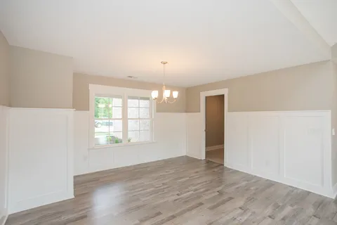 $414,900 | 130 Brooklyn Avenue, Manchester, TN 37355