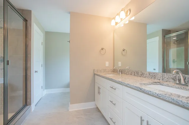 $414,900 | 130 Brooklyn Avenue, Manchester, TN 37355