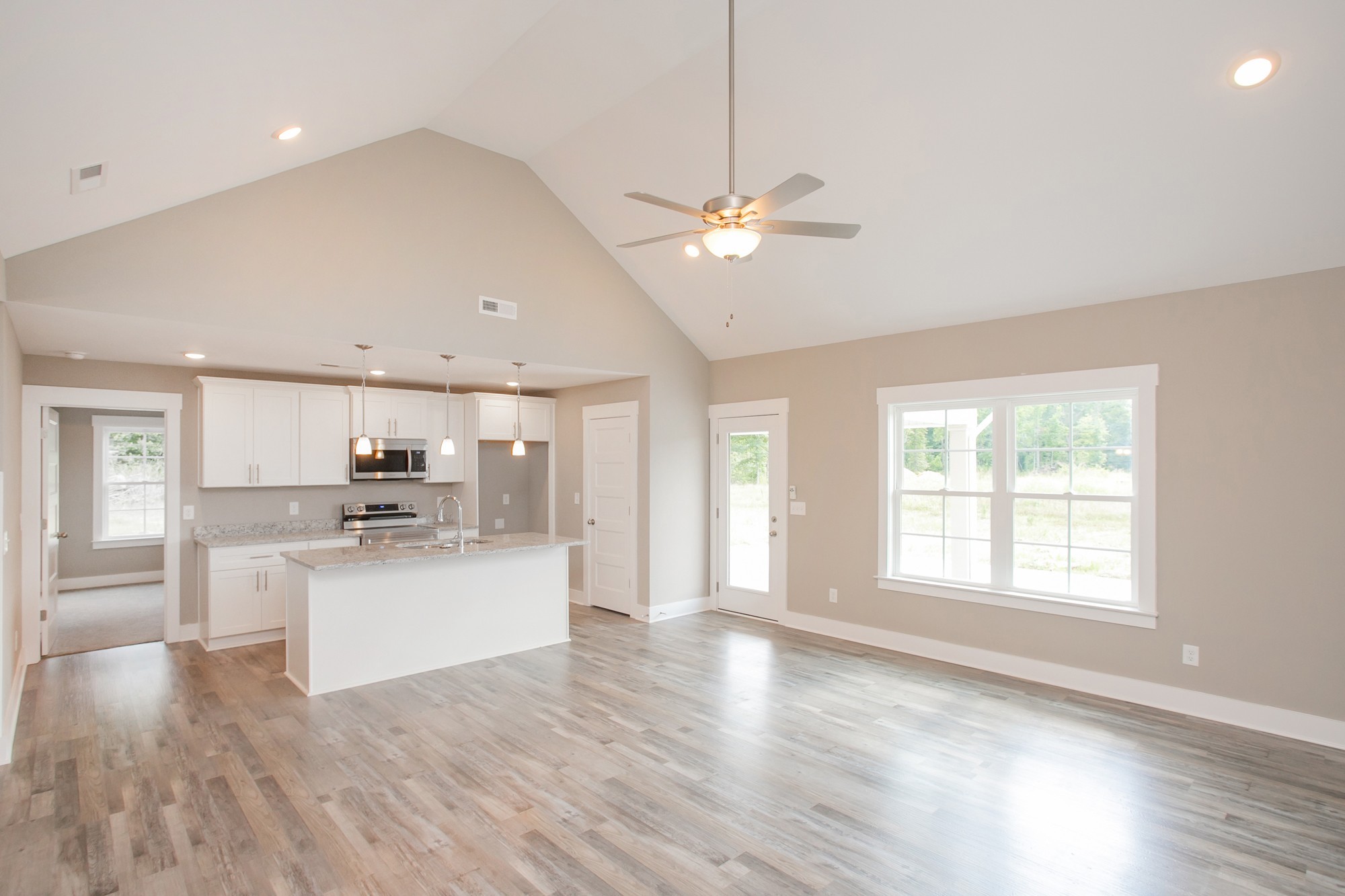 130 Brooklyn Avenue Manchester, TN 37355 - Photo 9 of 43