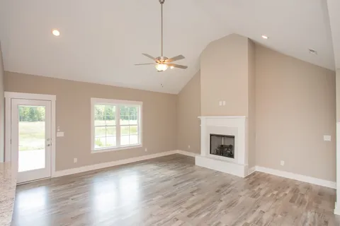 $414,900 | 130 Brooklyn Avenue, Manchester, TN 37355