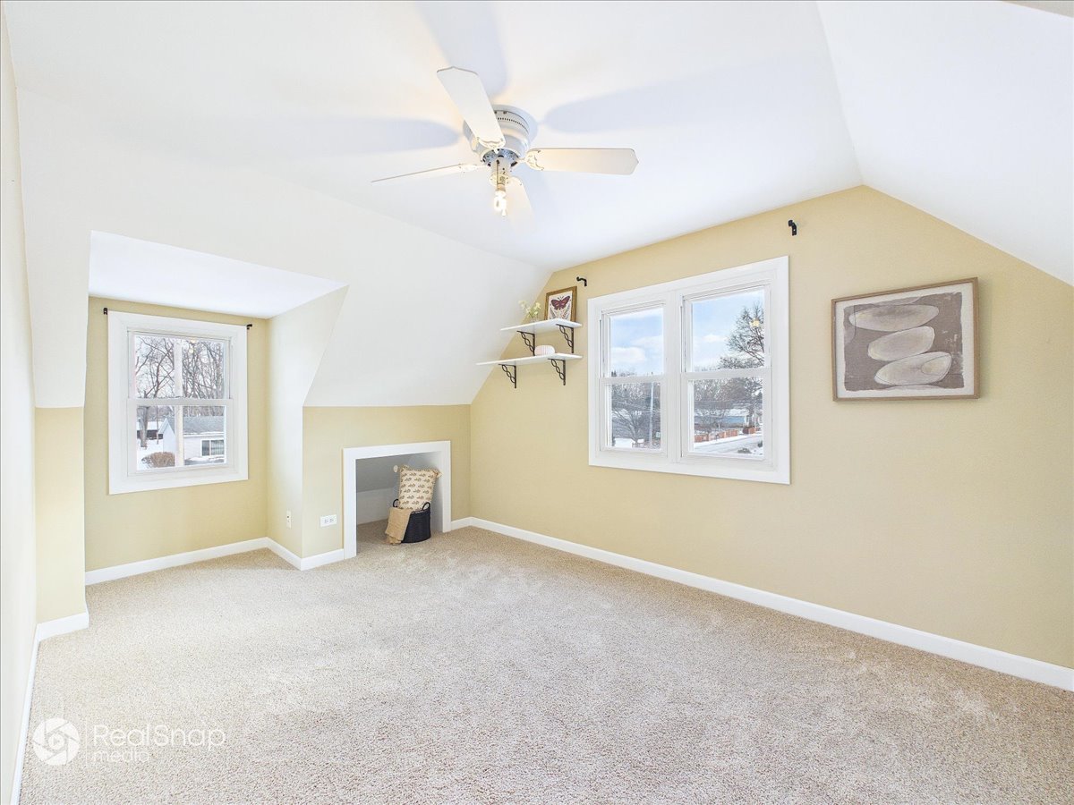 38 Lippincott Road Fox Lake, IL 60020 - Photo 19 of 36