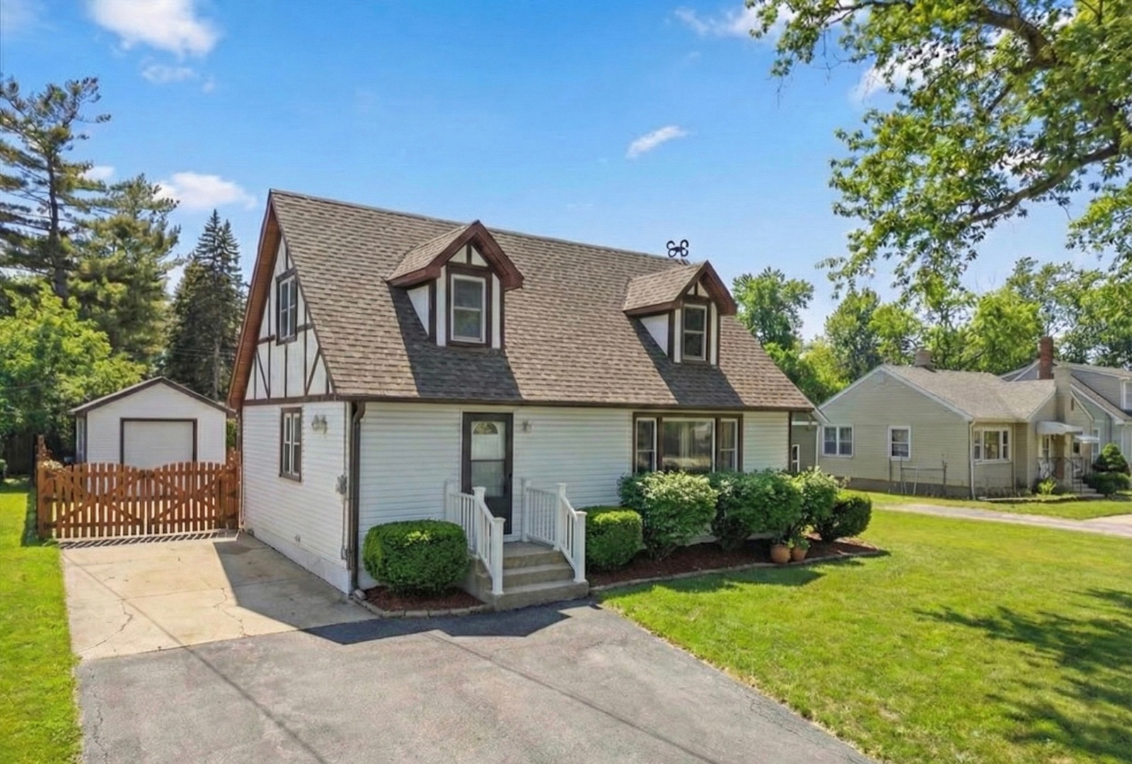 38 Lippincott Road Fox Lake, IL 60020 - Photo 2 of 36