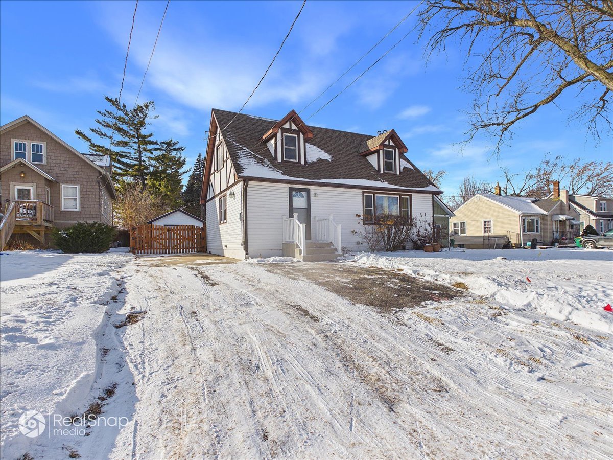 38 Lippincott Road Fox Lake, IL 60020 - Photo 25 of 36