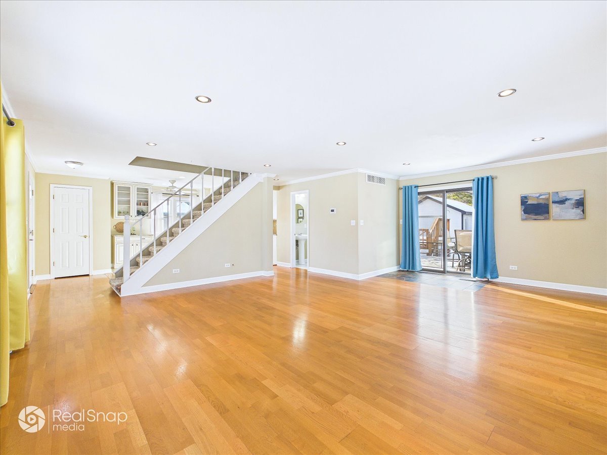 38 Lippincott Road Fox Lake, IL 60020 - Photo 7 of 36