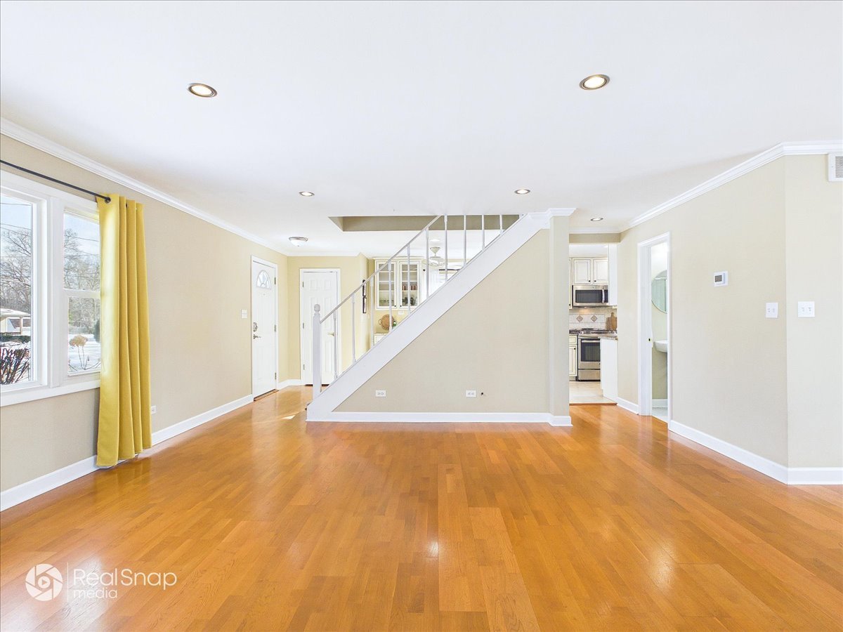 38 Lippincott Road Fox Lake, IL 60020 - Photo 8 of 36