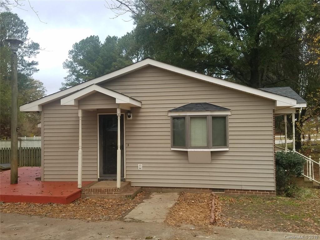 530 South Potter Road Lancaster, SC 29720 - Photo 2 of 21 a view of a house with a yard