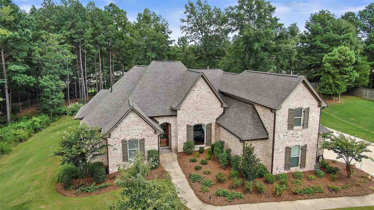 124 Ridgetop Circle Flowood, MS 39232 - Photo 1 of 44 Photo 1