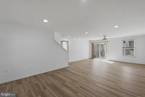 $465,000 | 190 Bridgewater Circle, Fredericksburg, VA 22406