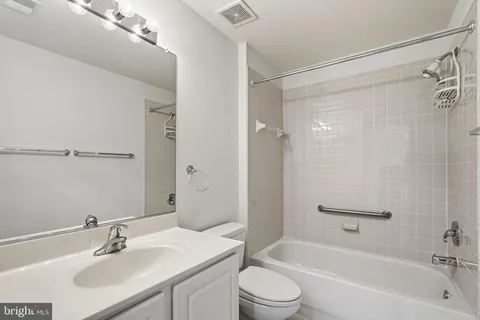 $465,000 | 190 Bridgewater Circle, Fredericksburg, VA 22406