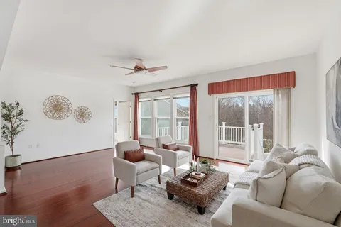 $465,000 | 190 Bridgewater Circle, Fredericksburg, VA 22406