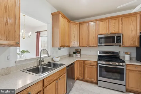 $465,000 | 190 Bridgewater Circle, Fredericksburg, VA 22406