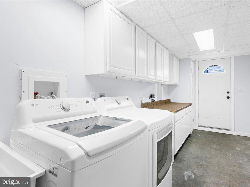 113 Granada Road Pasadena, MD 21122 - Photo 28 of 41 Laundry Room - door to backyard