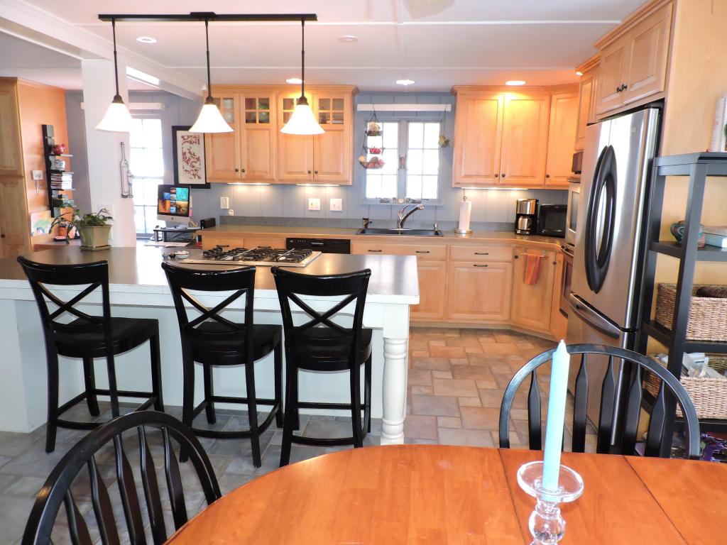 4 Kensington Road Concord, NH 03301 - Photo 10 of 31 Gallery Image 10