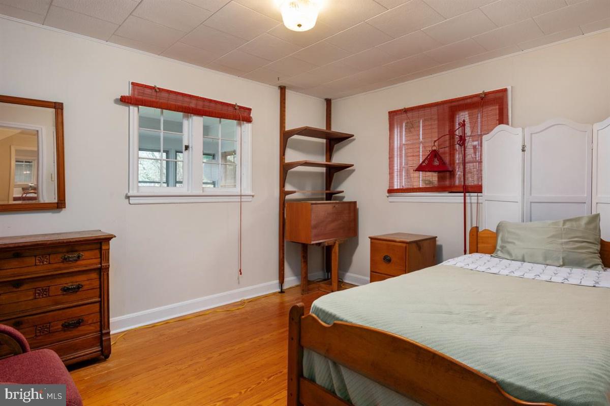 677 Red Cedar Road Annapolis, MD 21409 - Photo 32 of 44 Main level bedroom or office is sweet spot.