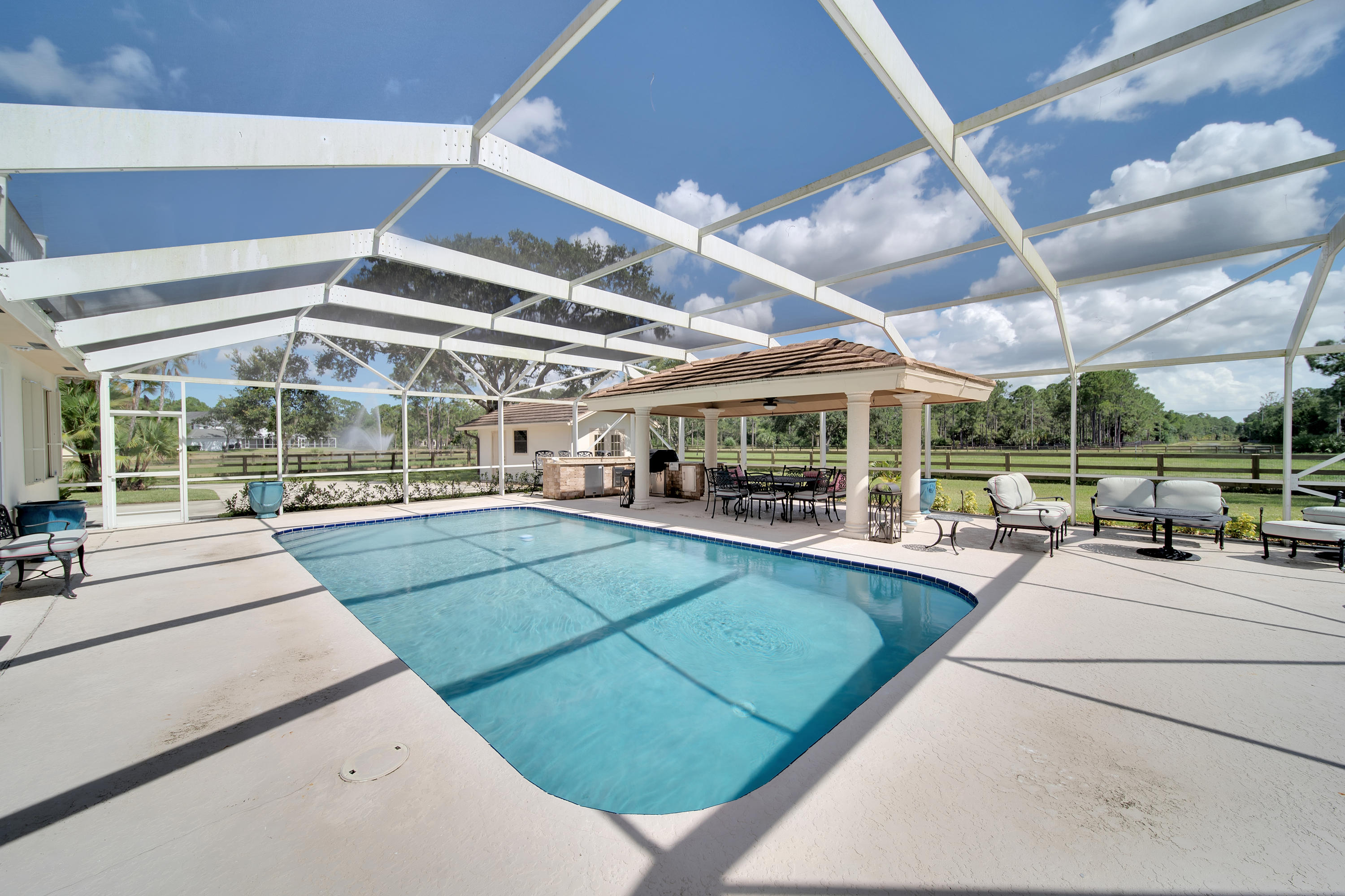 13262 Running Water Road Palm Beach Gardens, FL 33418 - Photo 32 of 36 RM_03839