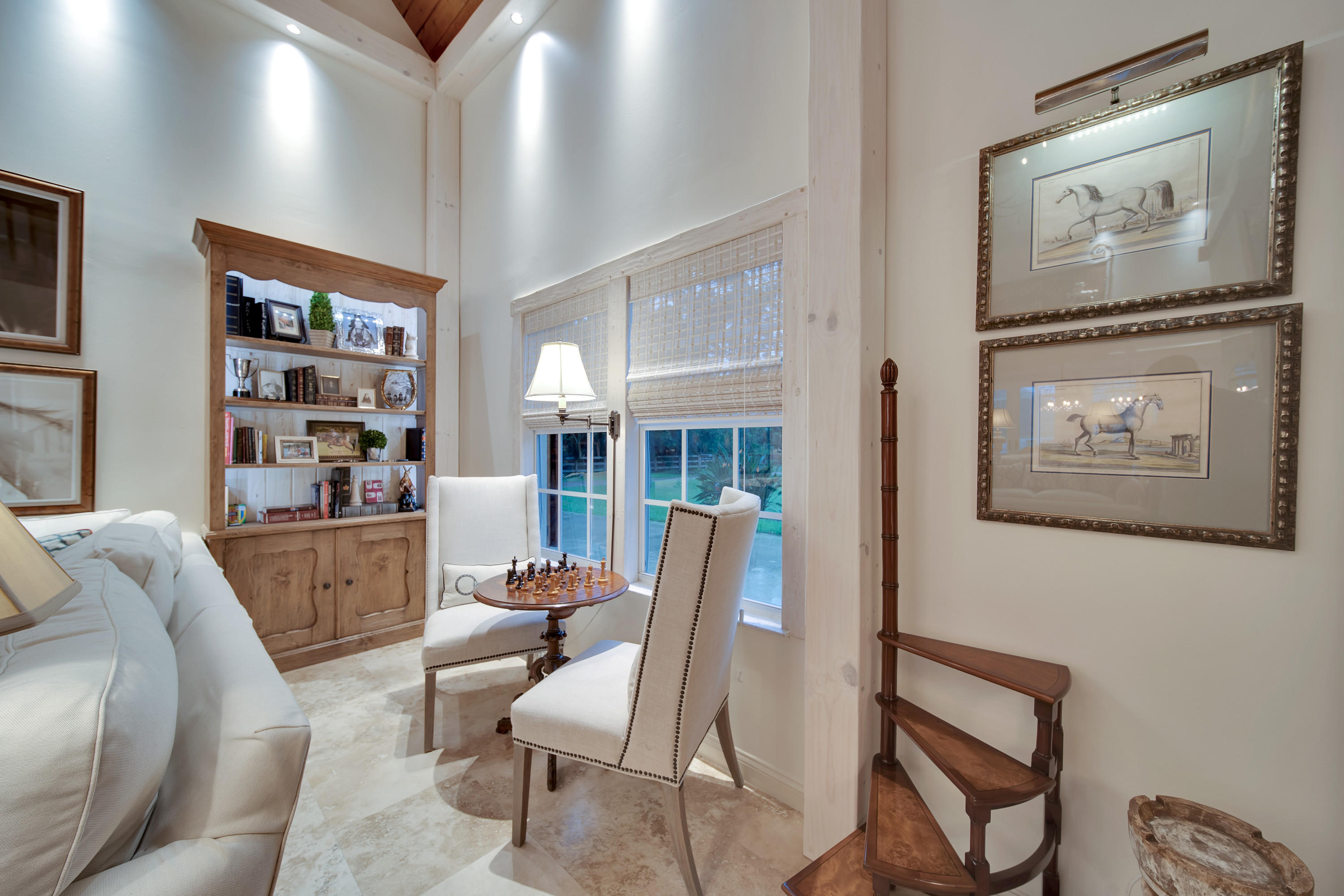 13262 Running Water Road Palm Beach Gardens, FL 33418 - Photo 4 of 36 Living Room