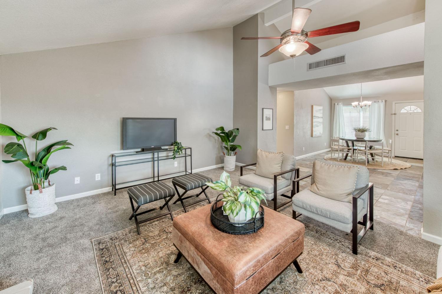 57 North Jasmine Avenue Clovis, CA 93611 - Photo 13 of 30