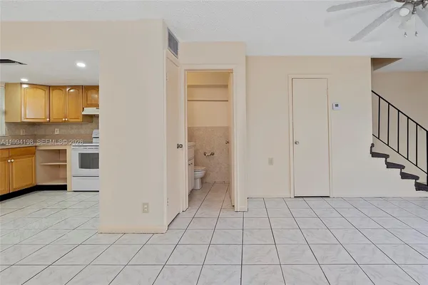 $1,800 | 5415 Northwest 27th Street, Unit A1, Lauderhill, FL 33313