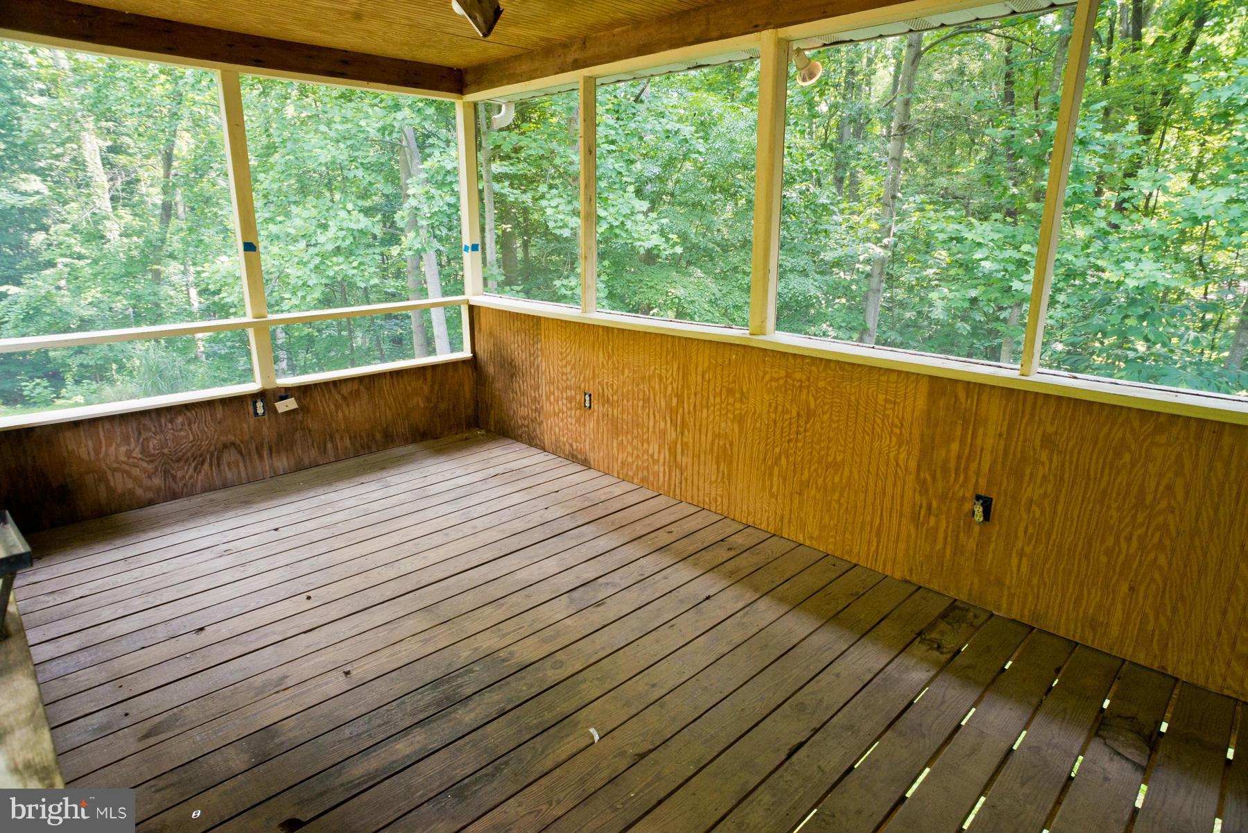810 Rustic Lane Lothian, MD 20711 - Photo 10 of 27 Interior (General)