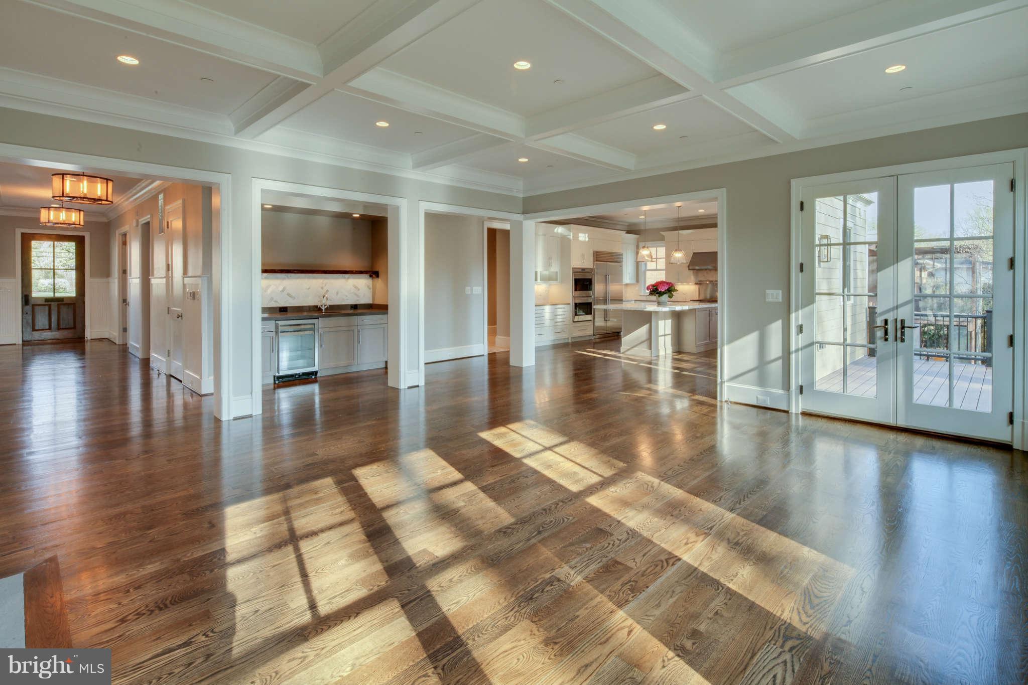 5820 Plainview Road Bethesda, MD 20817 - Photo 13 of 30 Interior (General)