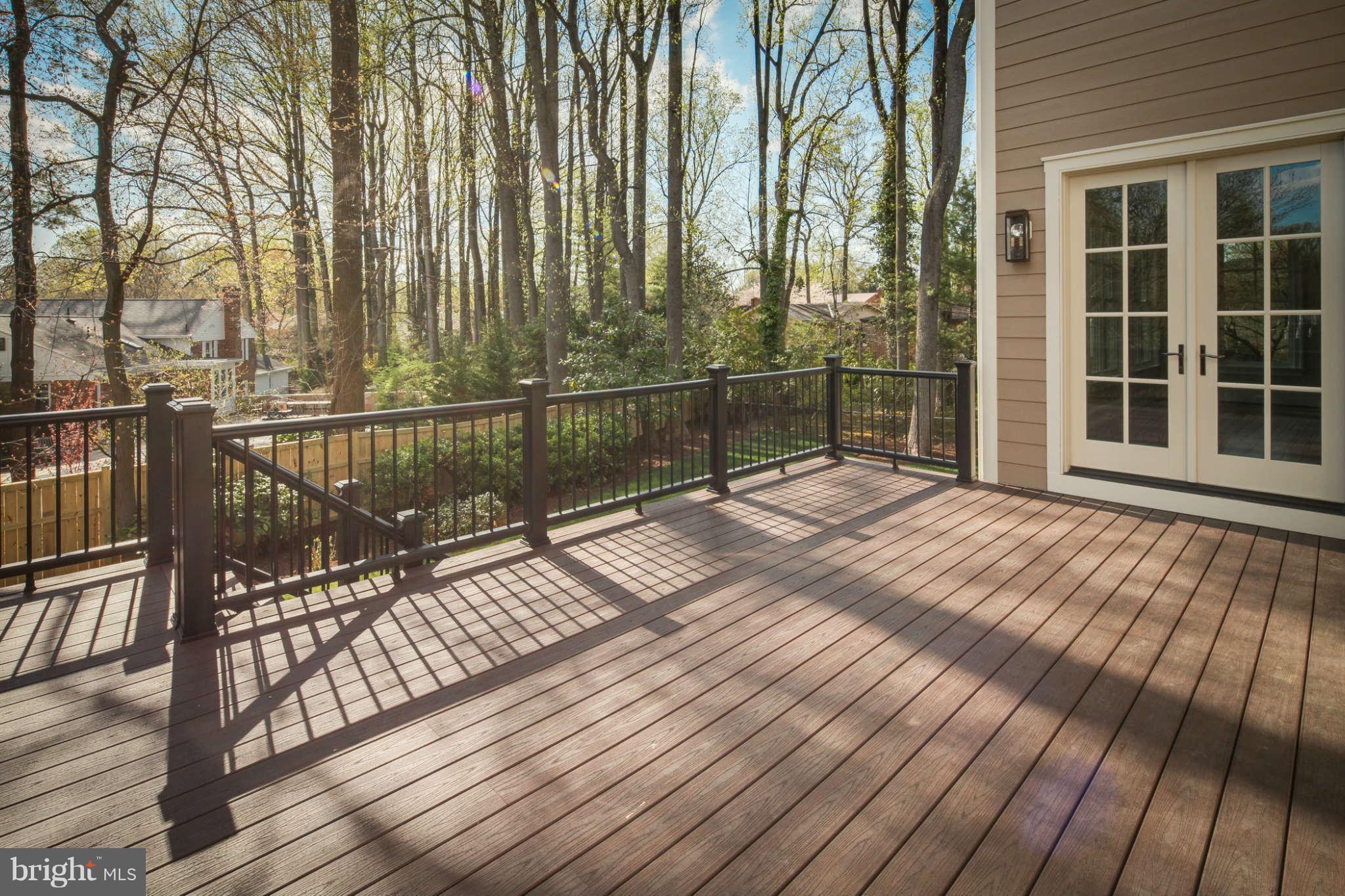 5820 Plainview Road Bethesda, MD 20817 - Photo 26 of 30 Exterior (Rear)