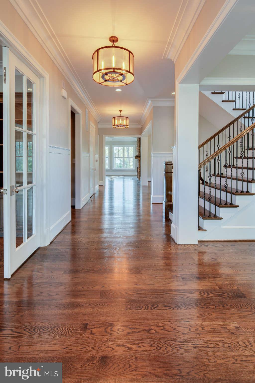 5820 Plainview Road Bethesda, MD 20817 - Photo 5 of 30 Interior (General)