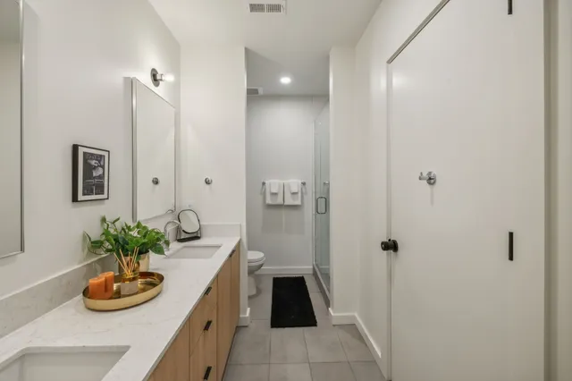 $6,995 | 635 7th Avenue South, Unit 512, Nashville, TN 37203