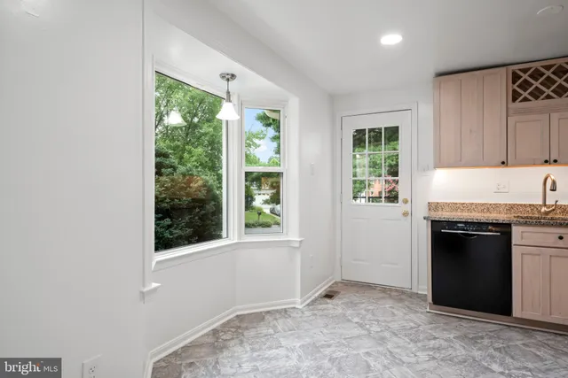 $3,000 | 12629 Fantasia Drive, Herndon, VA 20170