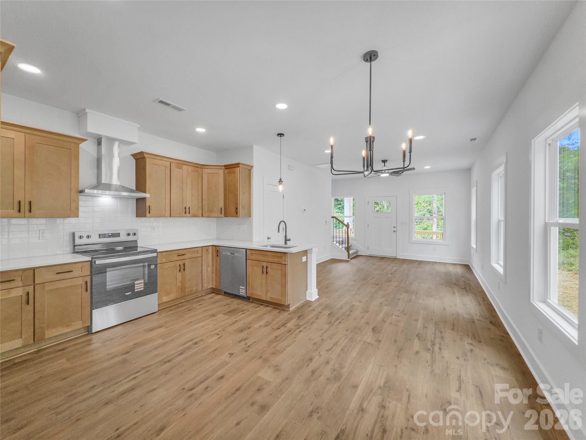 829 East Arch Street Lancaster, SC 29720 - Photo 9 of 21