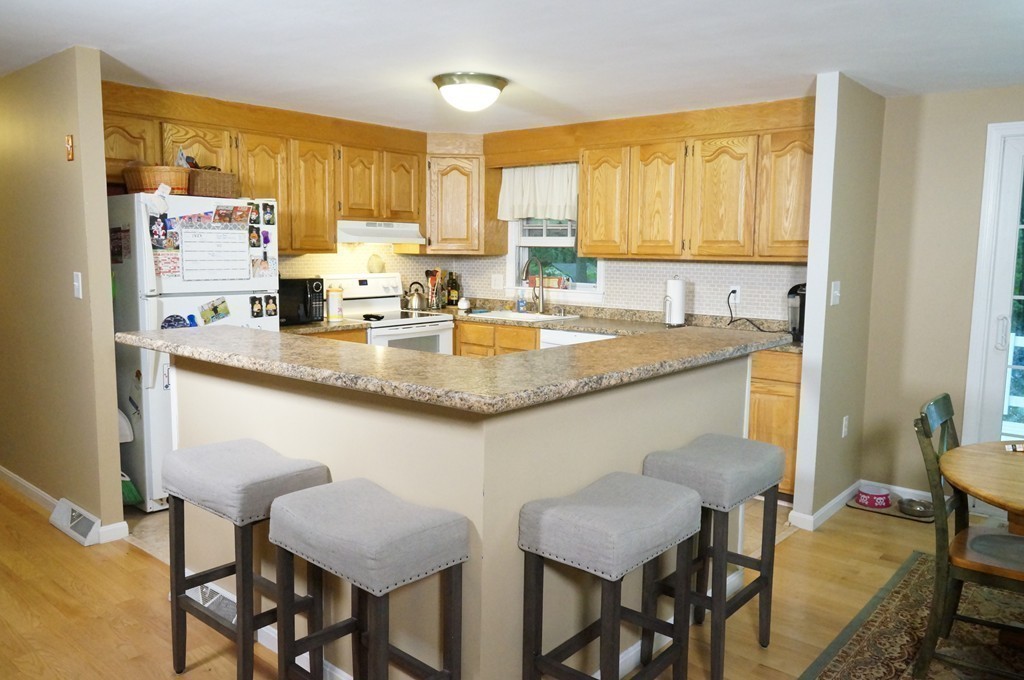 10 Hoyt Road Haverhill, MA 01835 - Photo 10 of 26 Gallery Image 10