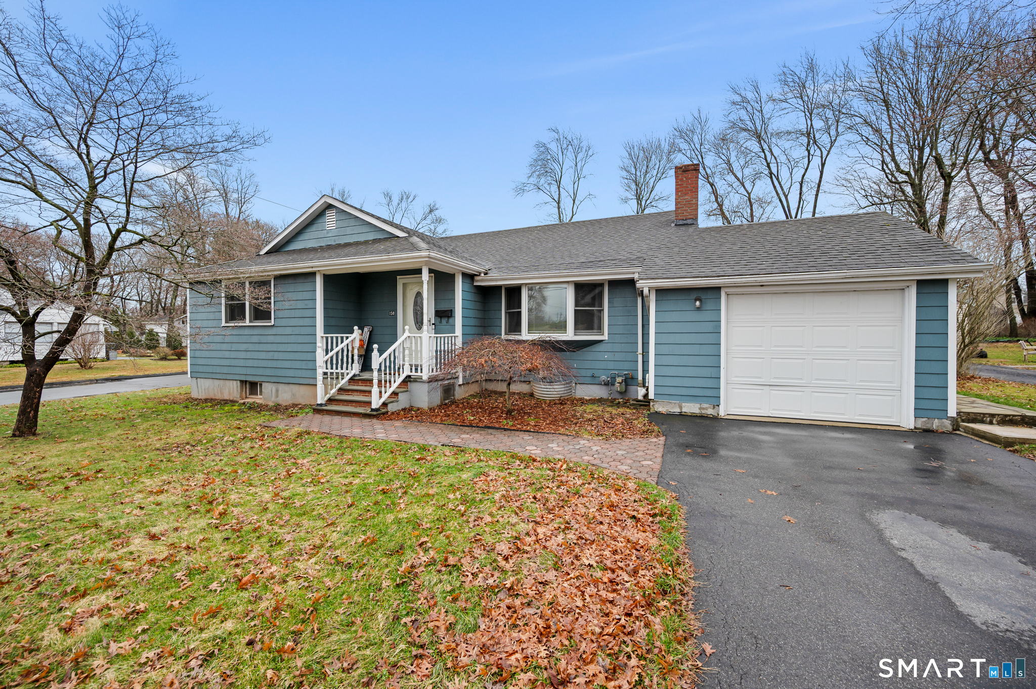 158 Dix Road Wethersfield, CT 06109 - Photo 3 of 40