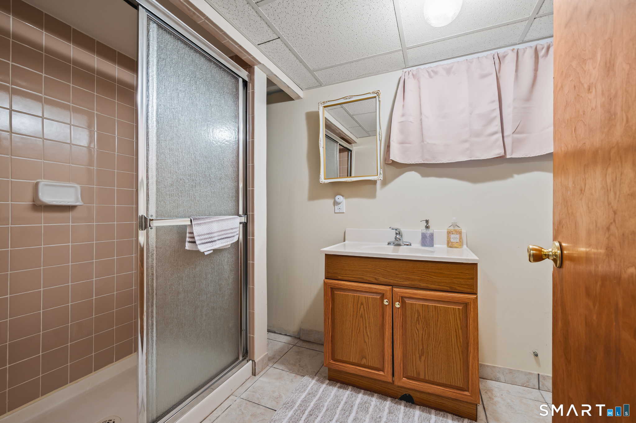 158 Dix Road Wethersfield, CT 06109 - Photo 33 of 40